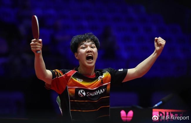 球迷们一直 球迷们一直