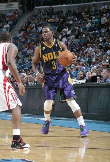 对手连续在 对手连续在