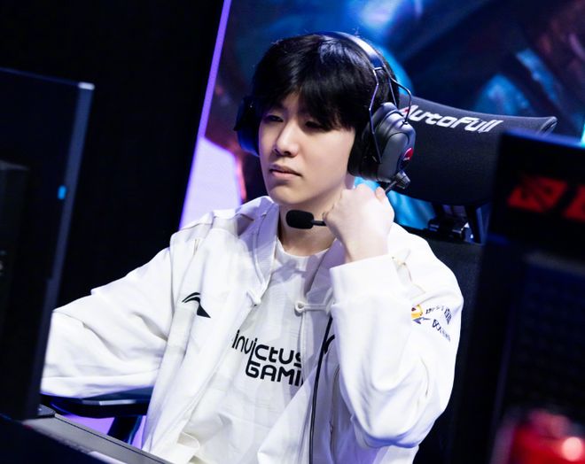 轮就拿出至 轮就拿出至